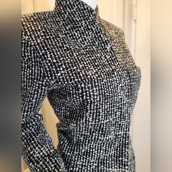 J.R.T Vintage Chic Black and White Tweed Blazer And Skirt - Picture 4 of 7